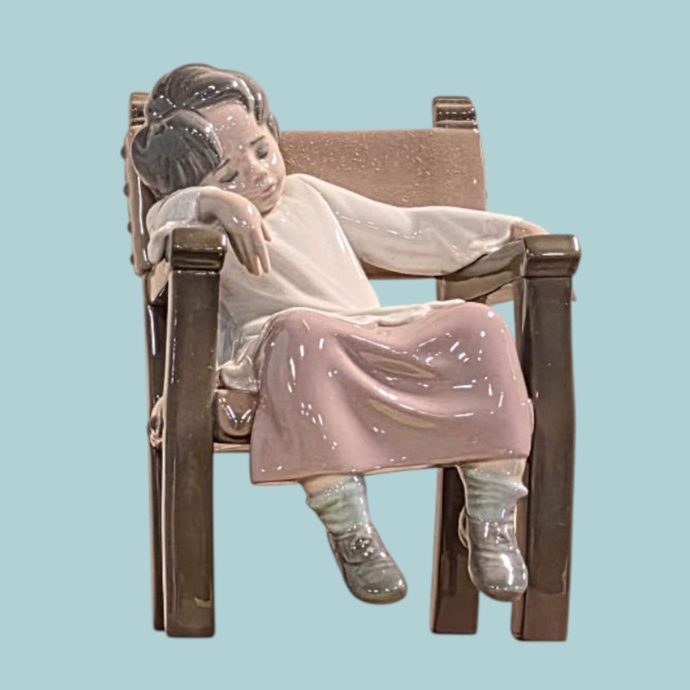 Lladro NAPPING Boy Chair Porcelain Figurine #5070 In Original Box